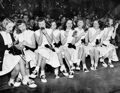 Cheerleaders wearing Saddle Shoes in 1948
